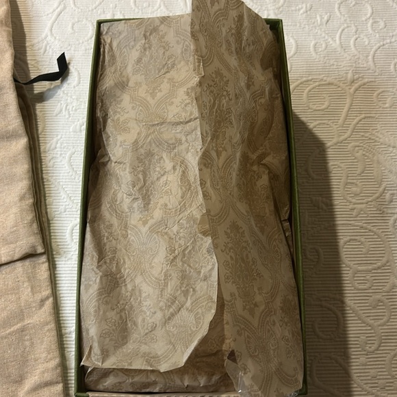 Gucci Wild Rose Charlotte Marmont Sandal. Nearly new. 38.5 - Picture 7 of 17